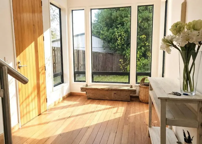 Mountain & Views, Rooftop Deck, Sleeps 10 - Family Near *