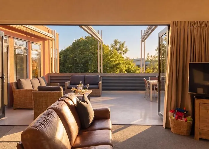 Ferienhaus Mountain & Views, Rooftop Deck, Sleeps 10 - Family Near Wanaka